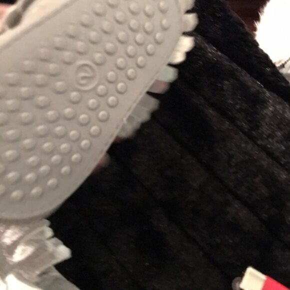 Silver metallic shimmer Sherpa lined moccasins - Picture 7 of 8